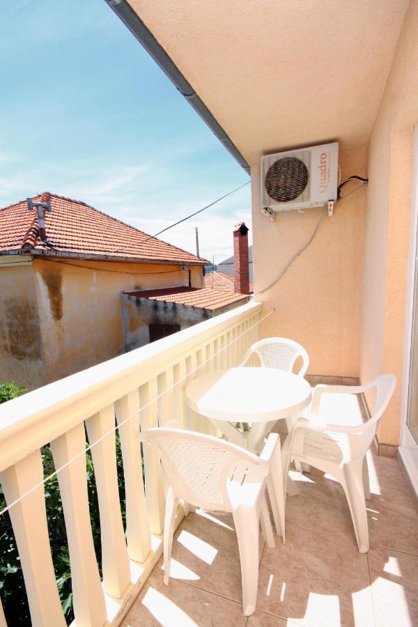 Apartments With A Parking Space Jezera, Murter - 5107 Bagian luar foto