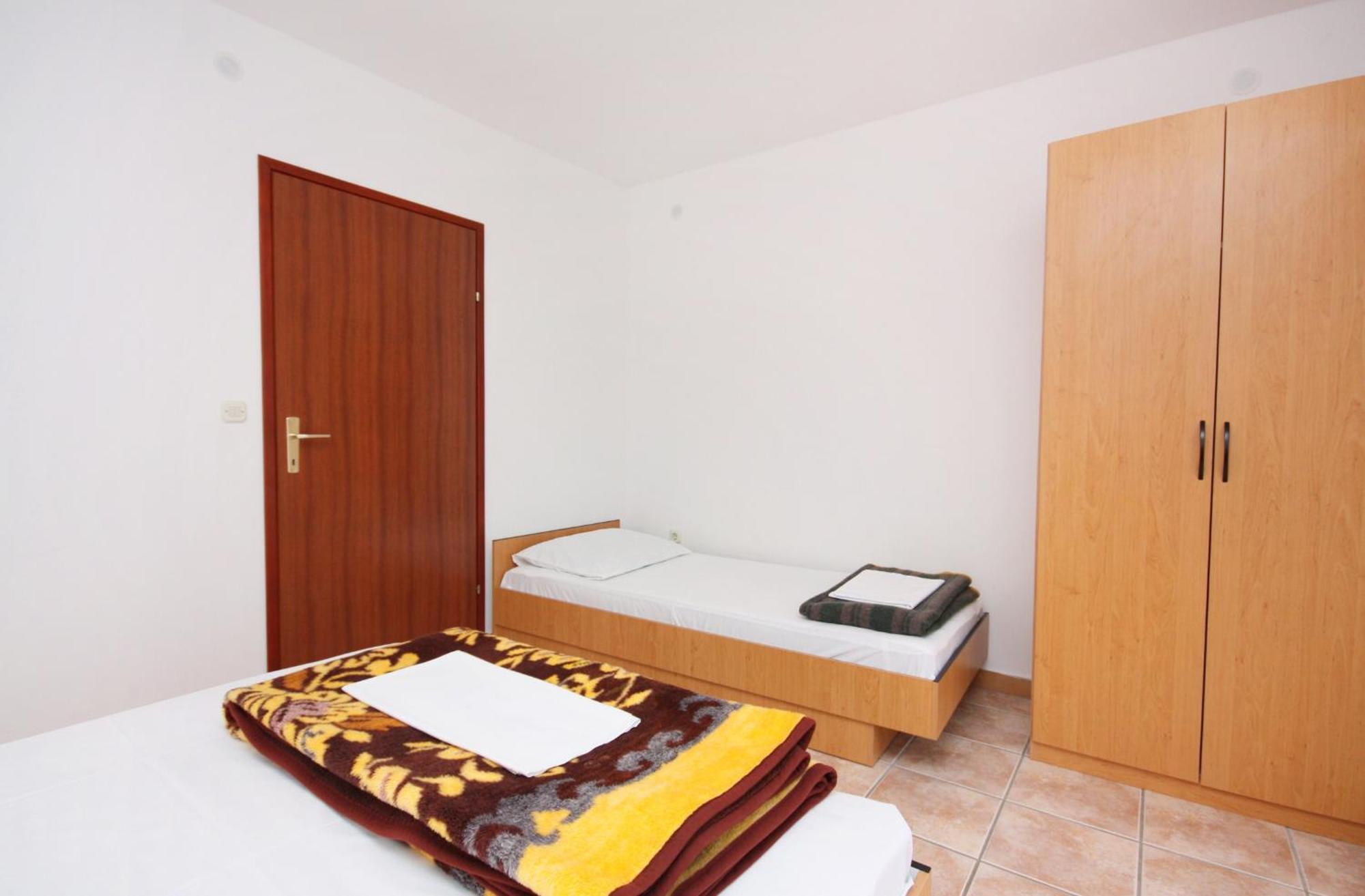 Apartments With A Parking Space Jezera, Murter - 5107 Ruang foto